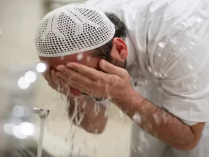 وضو گرفتن بعد از جراحی شانه