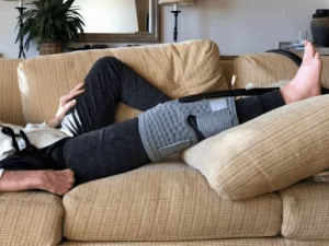 خوابیدن بعد از تعویض مفصل زانو