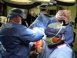 عوارض جراحی شانه